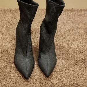 Booties, heels, size 11, great condition